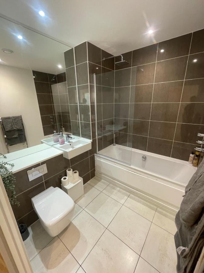 Luxury London Apartment - Steps To East Croydon Train Station Exteriör bild